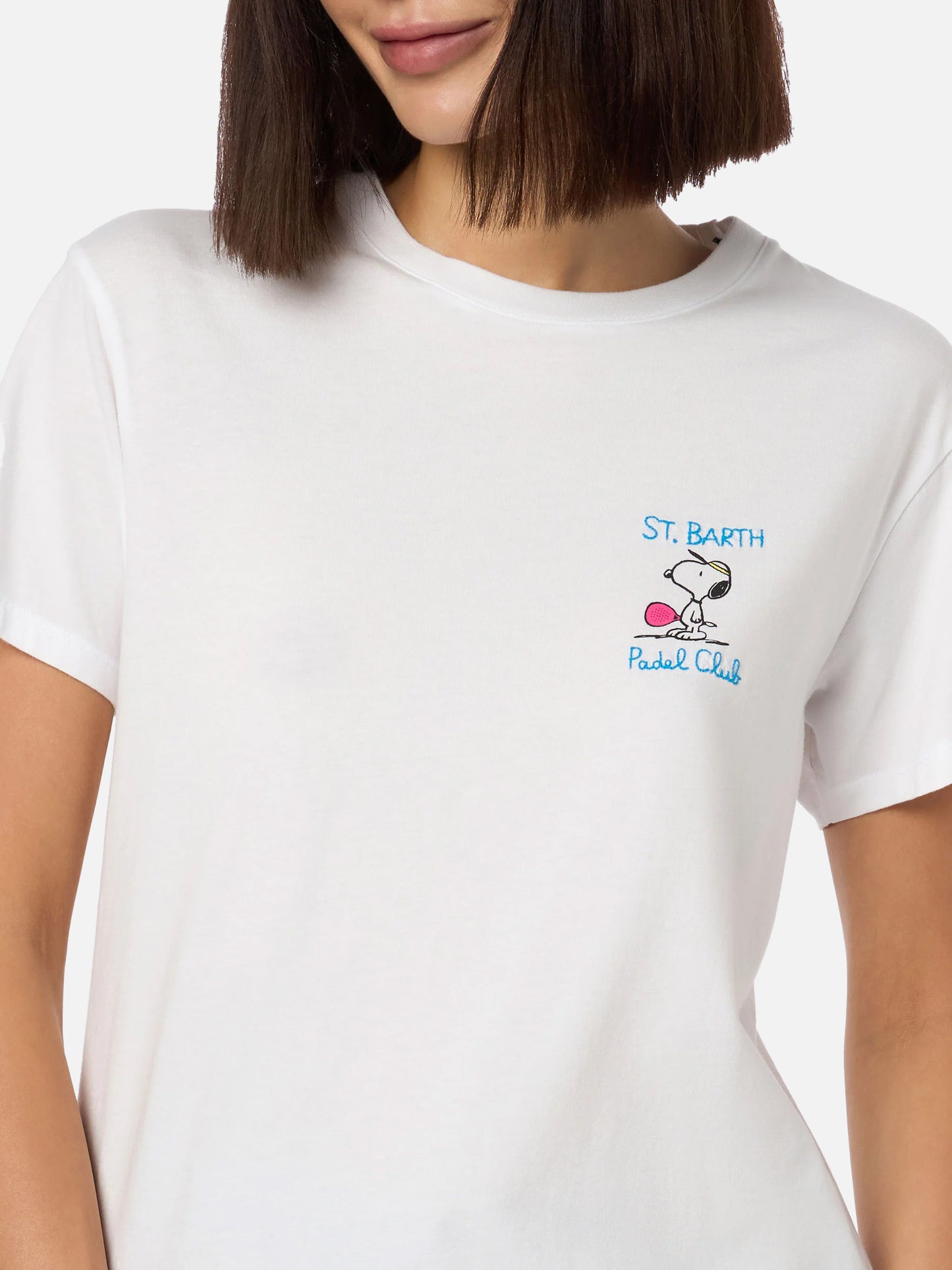 Rosafarbenes Rundhals-T-Shirt Emilie aus Baumwolljersey für Damen mit Snoopy St. Barth Padel Club-Stickerei | SNOOPY PEANUTS SPECIAL EDITION