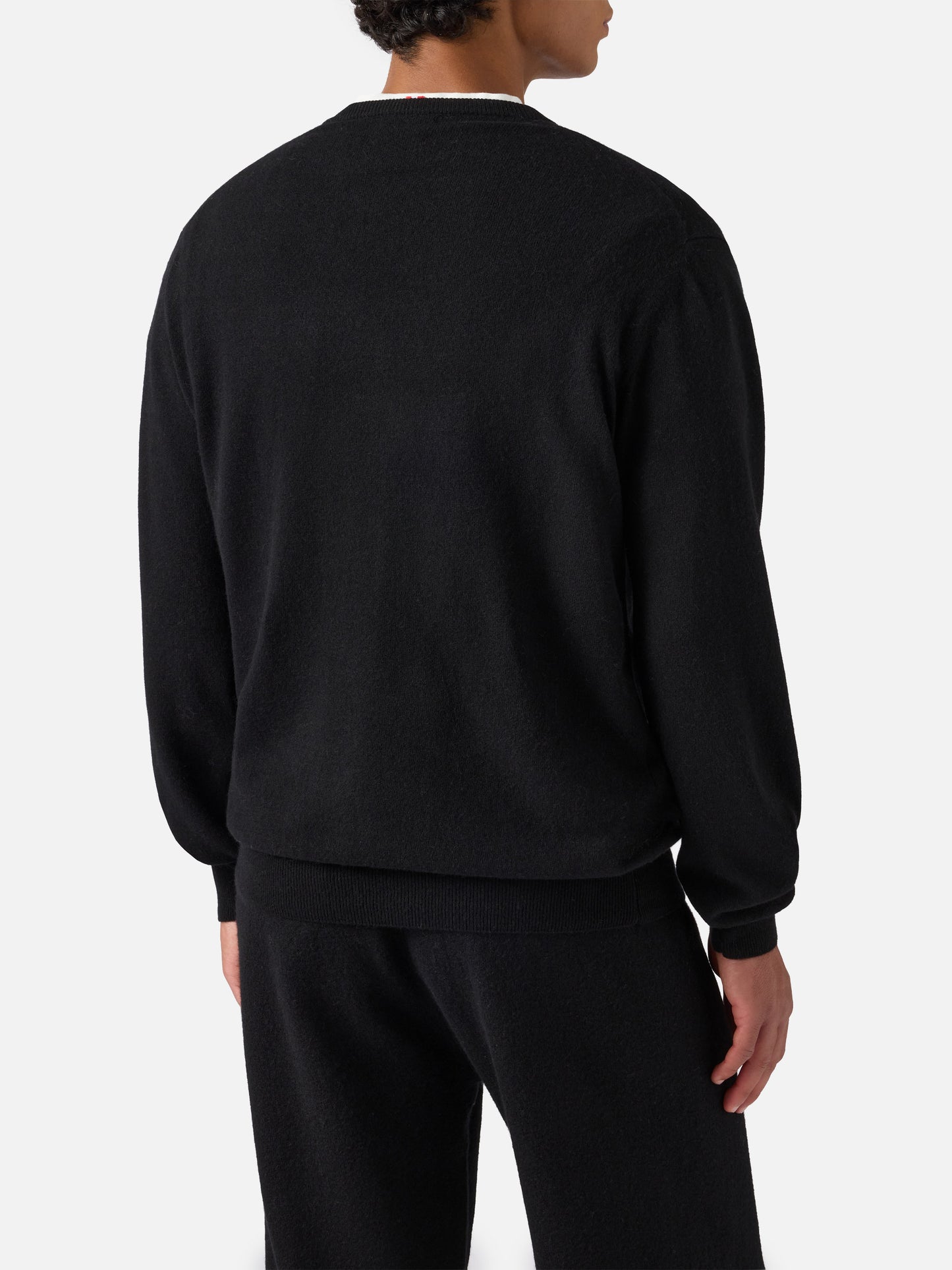 Heron Light sweater in black with Yuppies jacquard and embroidery | YUPPIES SPECIAL EDITION