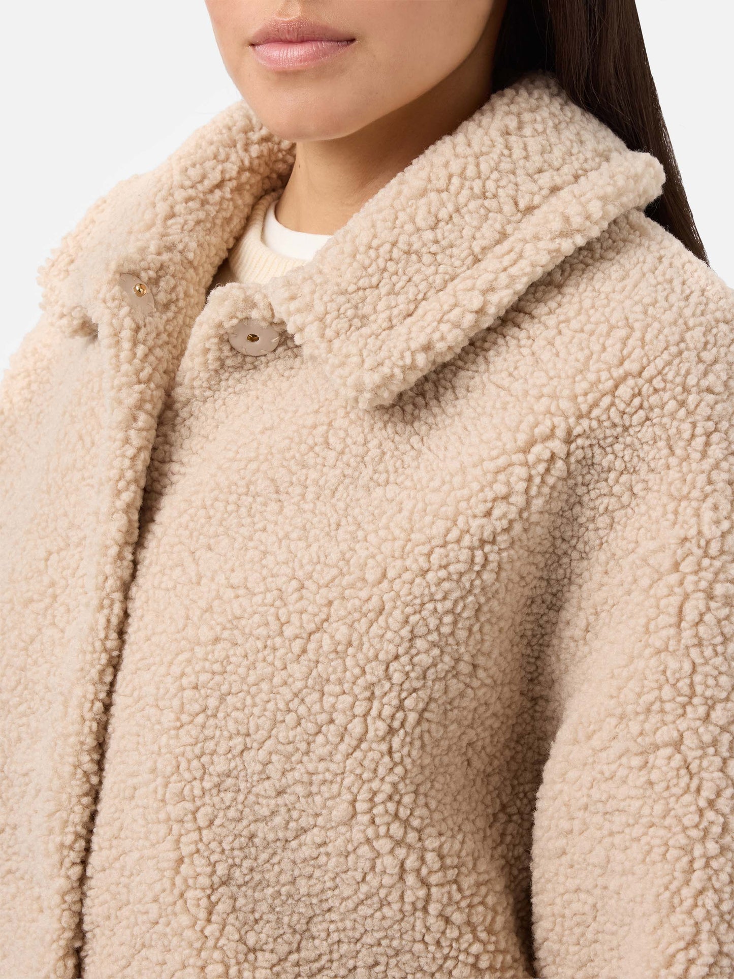 Jeanne teddy bomber with back patch