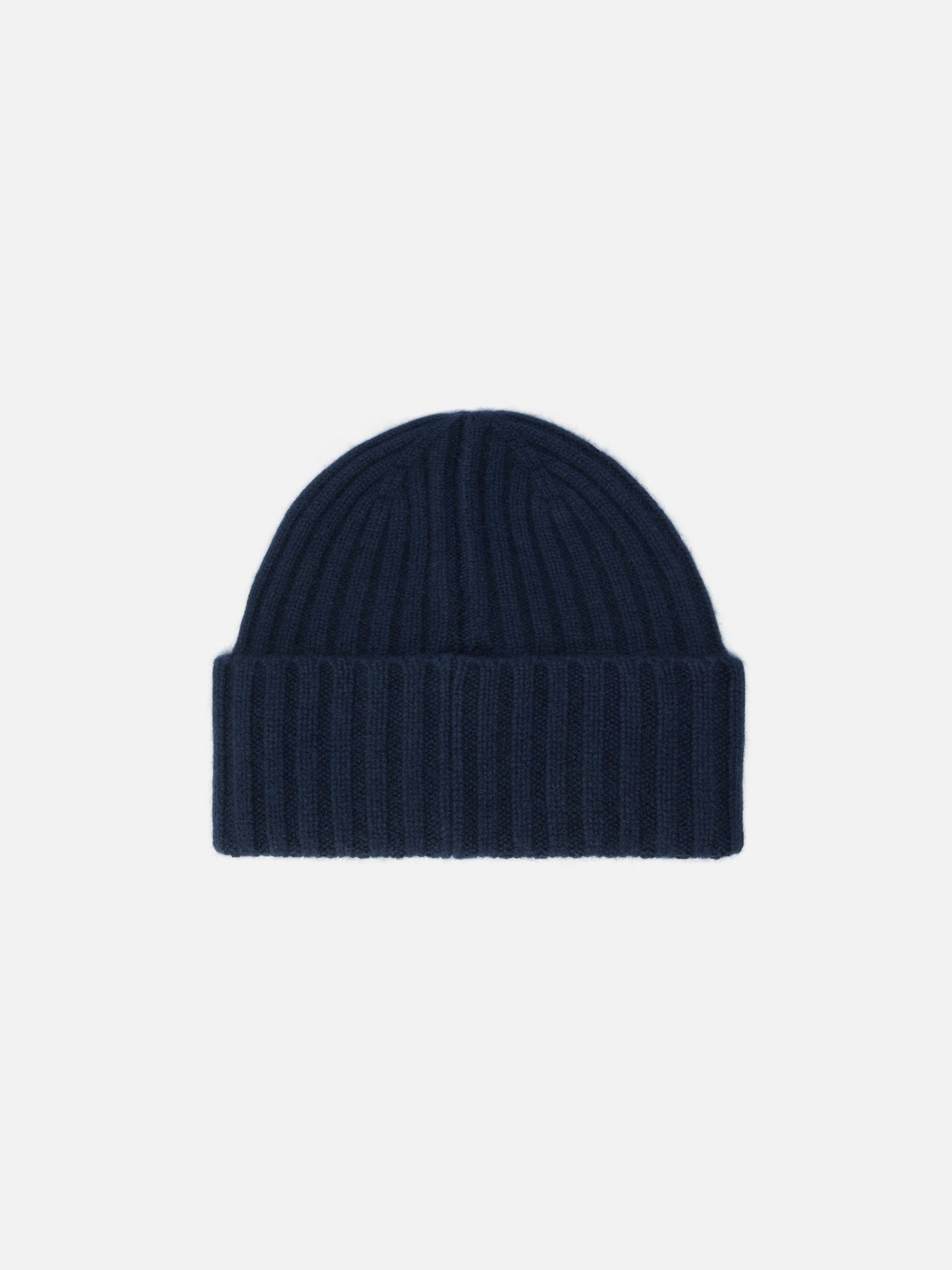 Wengen beanie in cashmere in navy blue with St. Barth embroidery on the turn-up