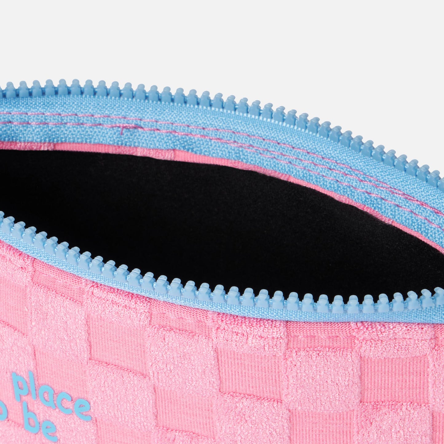 Pochette Aline in spugna rosa con motivo check