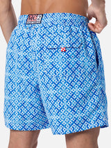 Mittellange Gustavia-Badeshorts für Herren mit geometrischem Majolika-Print