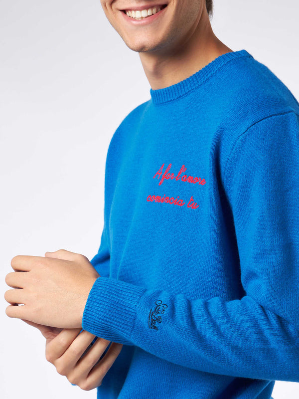 Man sweater with A far l'amore comincia tu embroidery