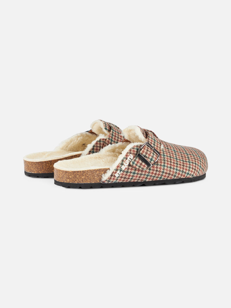 Woman furry sandal clogs with pied de poule print