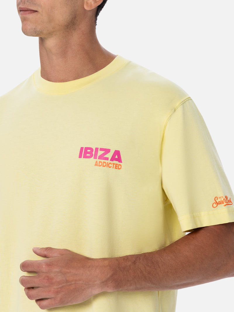 T-shirt da uomo in cotone con stampa piazzata cartolina Ibiza Addicted