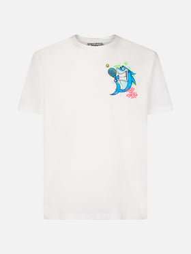 Herren-Baumwoll-T-Shirt mit platziertem Aufdruck „Crypto Marionetten Shark Padel“ auf Vorder- und Rückseite | CRYPTO PUPPETS SONDERAUSGABE