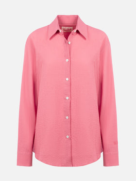 Woman pink seersucker shirt Aisha