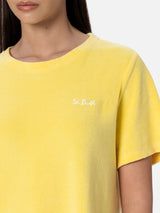 T-shirt da donna girocollo in spugna di cotone giallo pallido Emilie