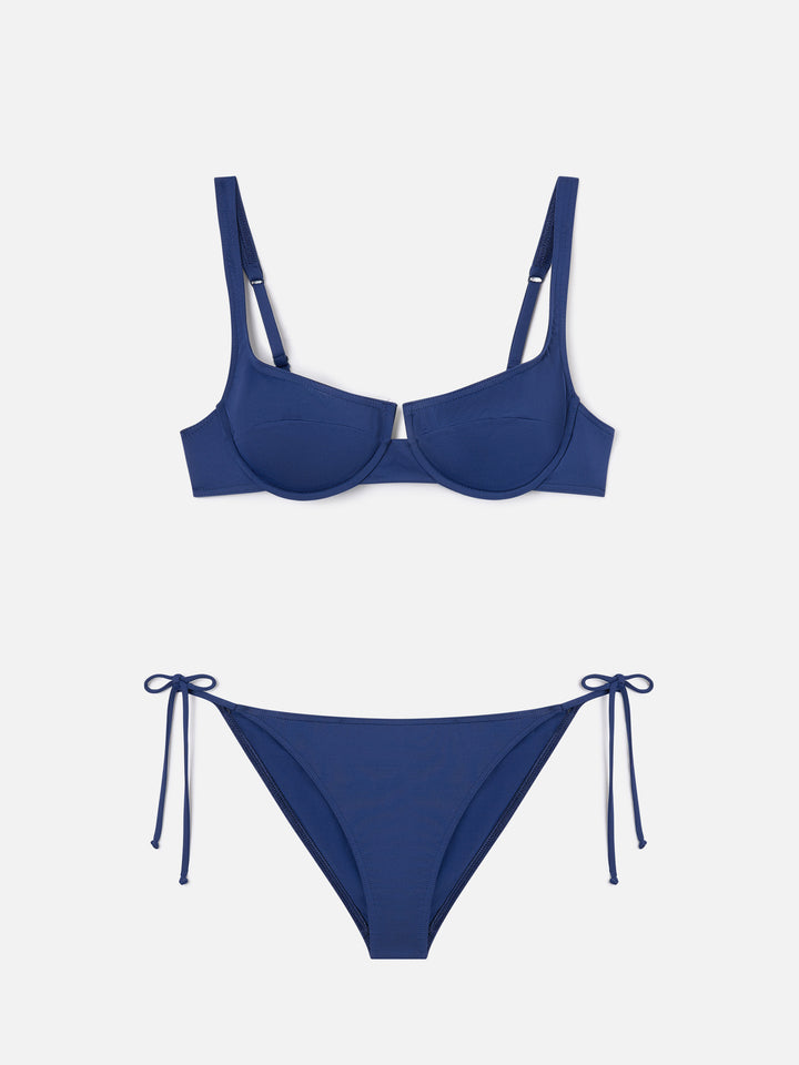 Amira Naomi navy blue bikini balconette de color liso 
