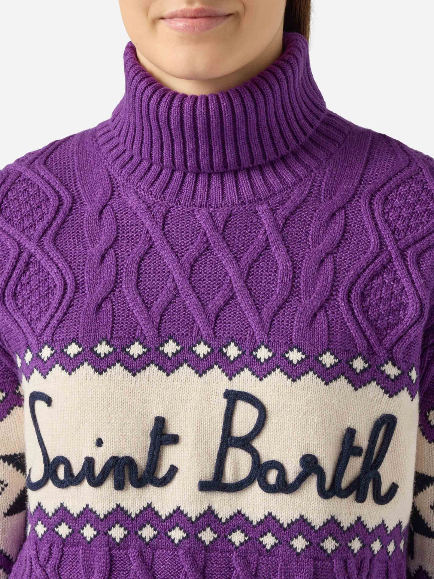 Woman half-turtleneck sweater with Saint Barth lettering