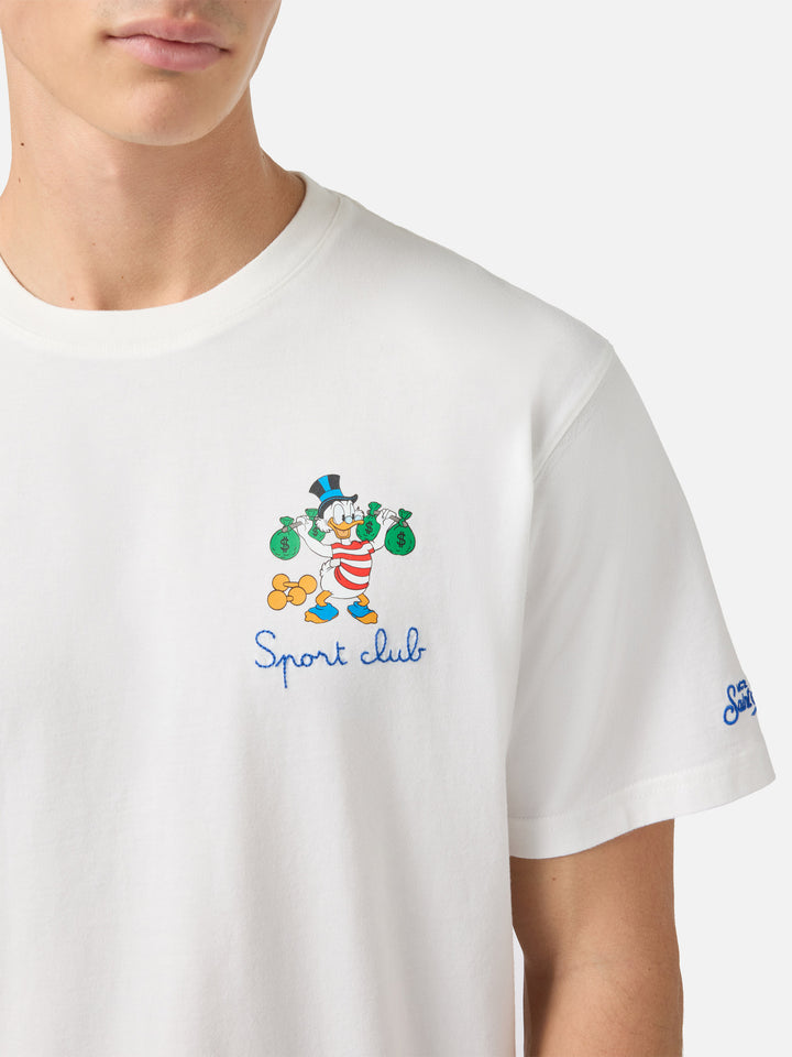 Weißes Arnott-Baumwoll-T-Shirt mit Dagobert-Duck-Sportclub-Stickerei | DISNEY-SONDEREDITION