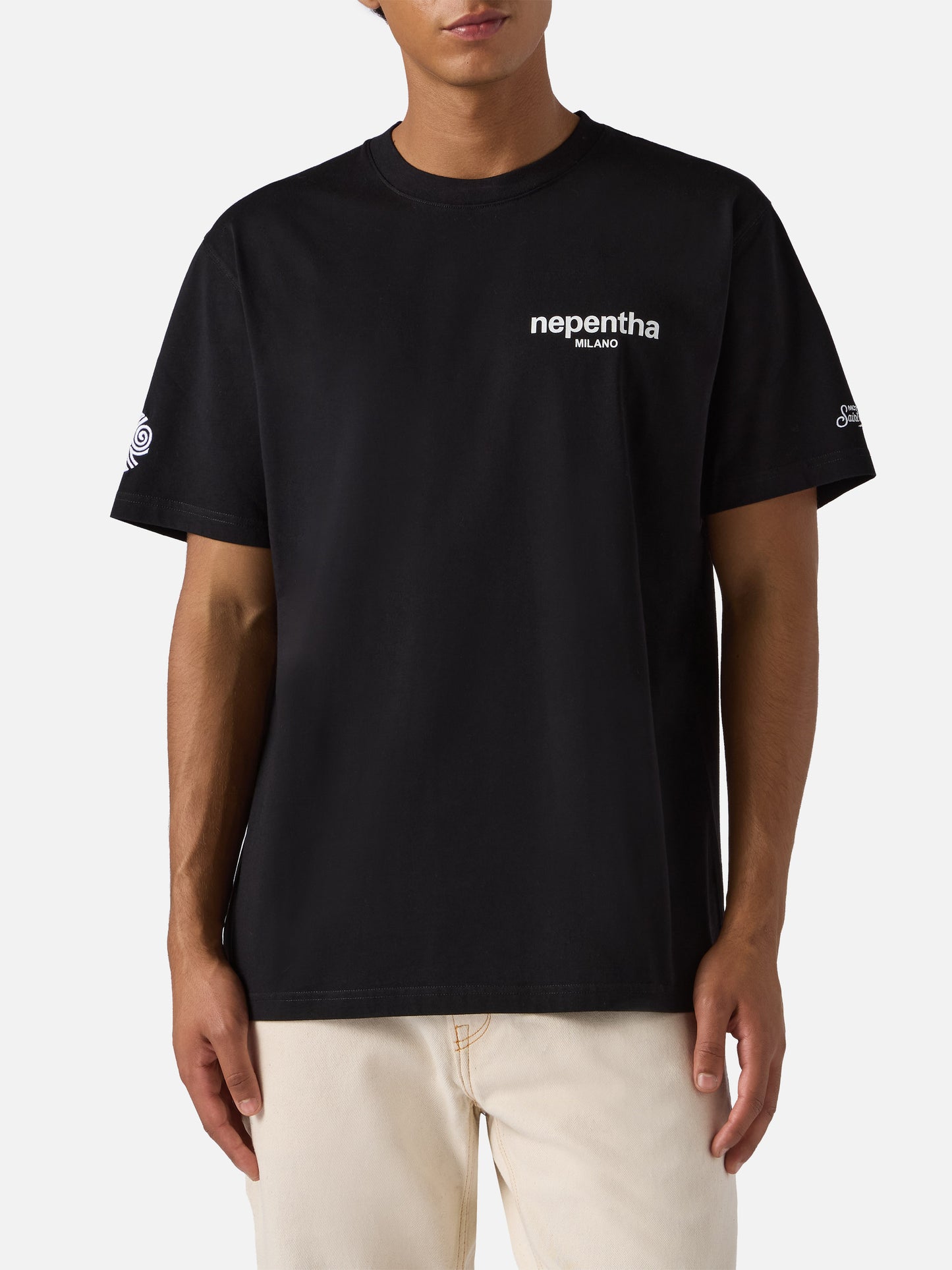 Arnott cotton T-shirt in black with Nephenta print | NEPHENTA SPECIAL EDITION