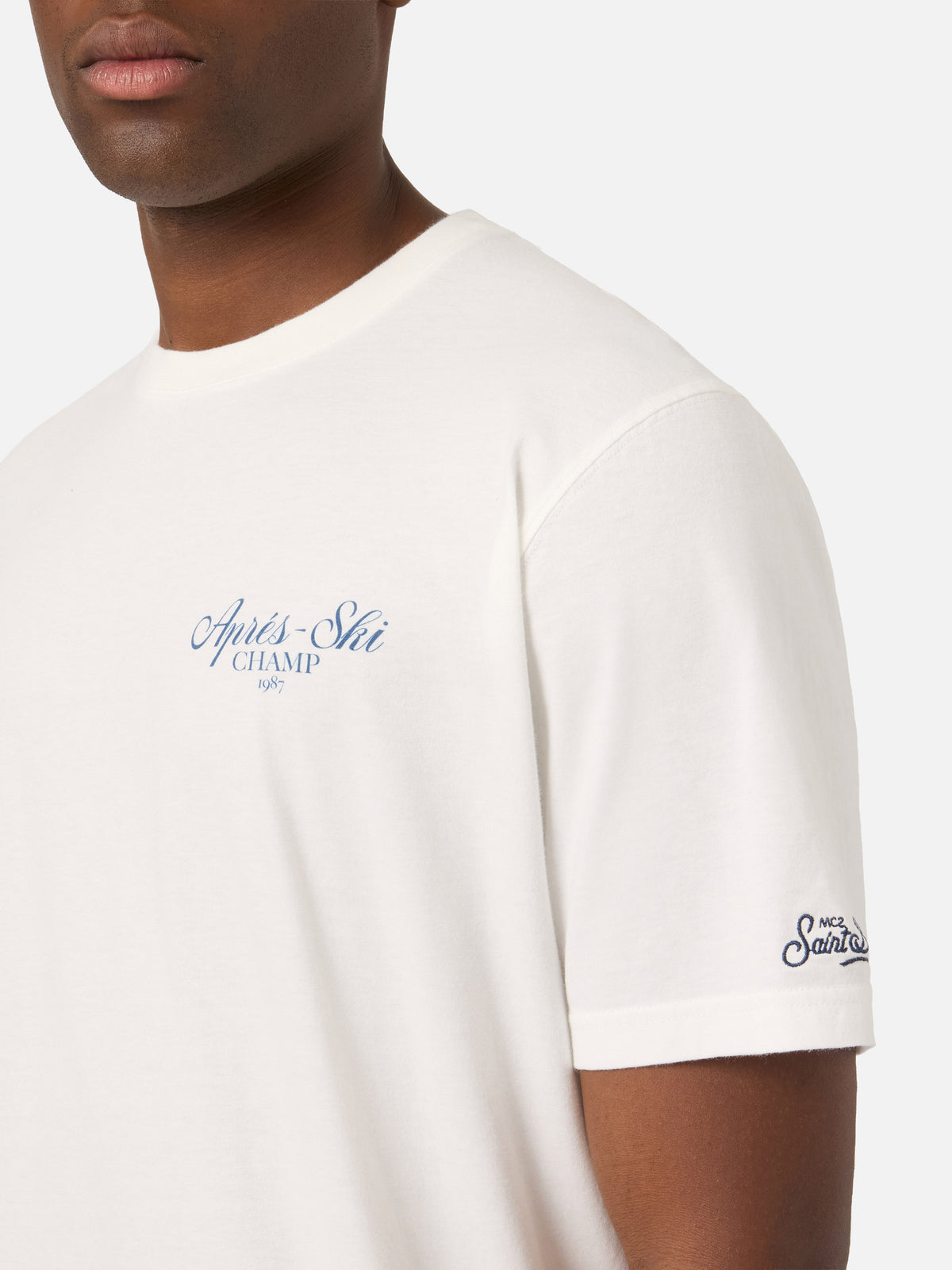 Weißes Arnott T-Shirt aus warmer Baumwolle mit Après Ski Champ-Print auf der Rückseite 