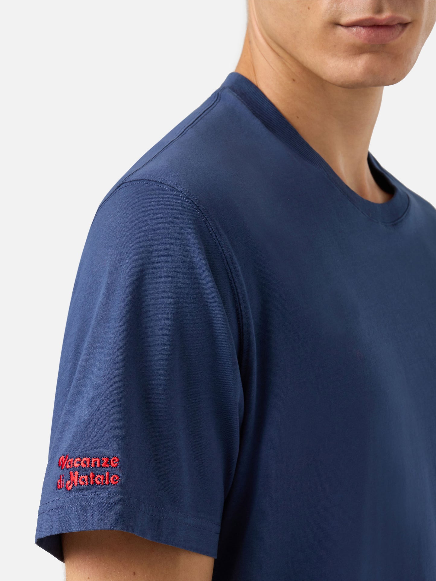 T-shirt Arnott Warm in cotone invernale con ricamo Sole, wishy e sei in pole position!  | VACANZE DI NATALE EDIZIONE SPECIALE