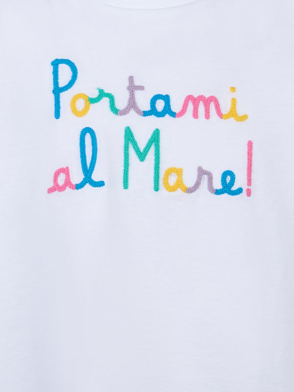 T-shirt da bambina in cotone con balza e ricamo