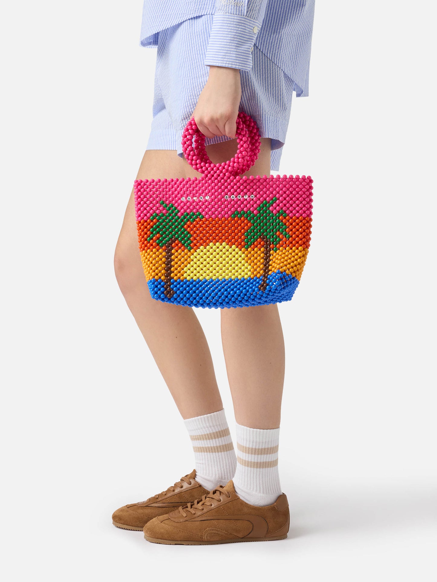 Perlenbesetzte Handtasche mit Streifen