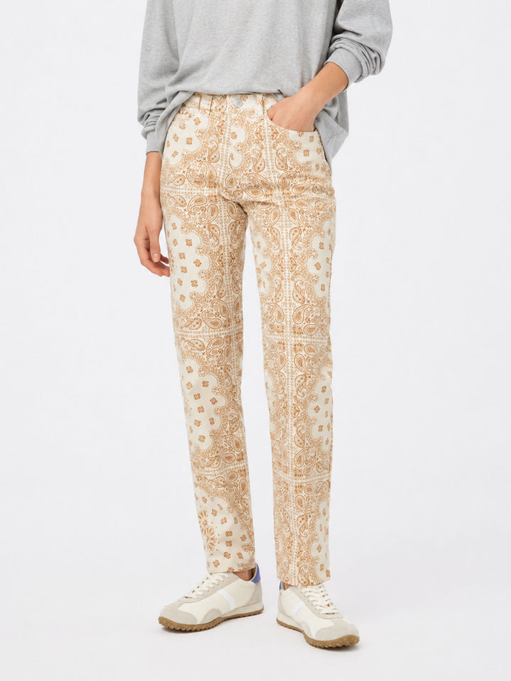 Belleville Denimhose in Off-White mit Bandana-Print 