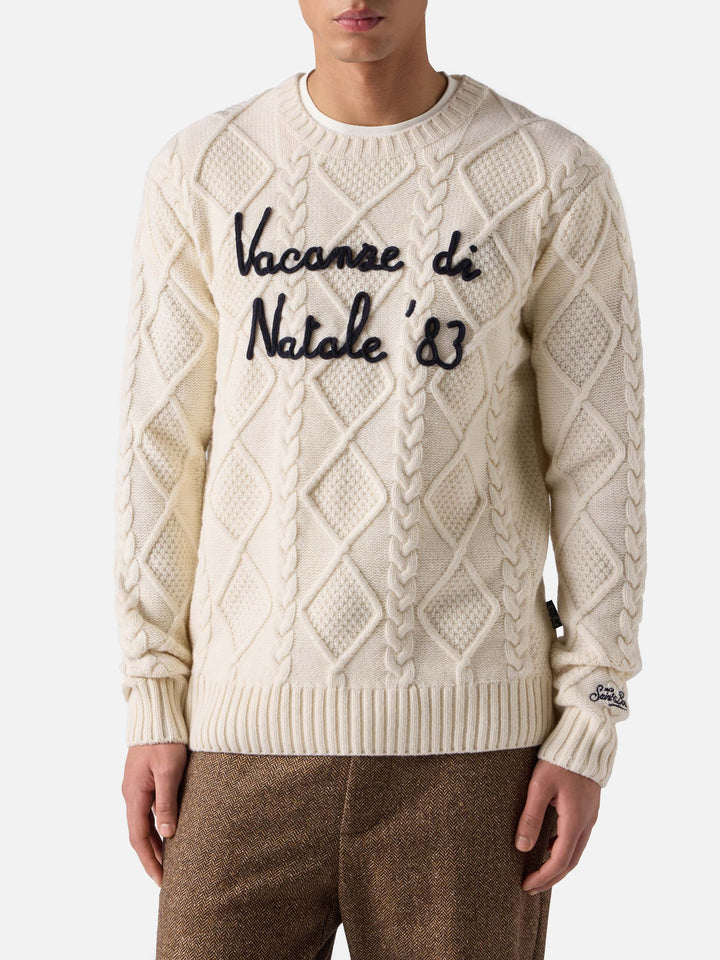 Maglione bianco a girocollo Bergen Tricot con ricamo Vacanze di Natale '83