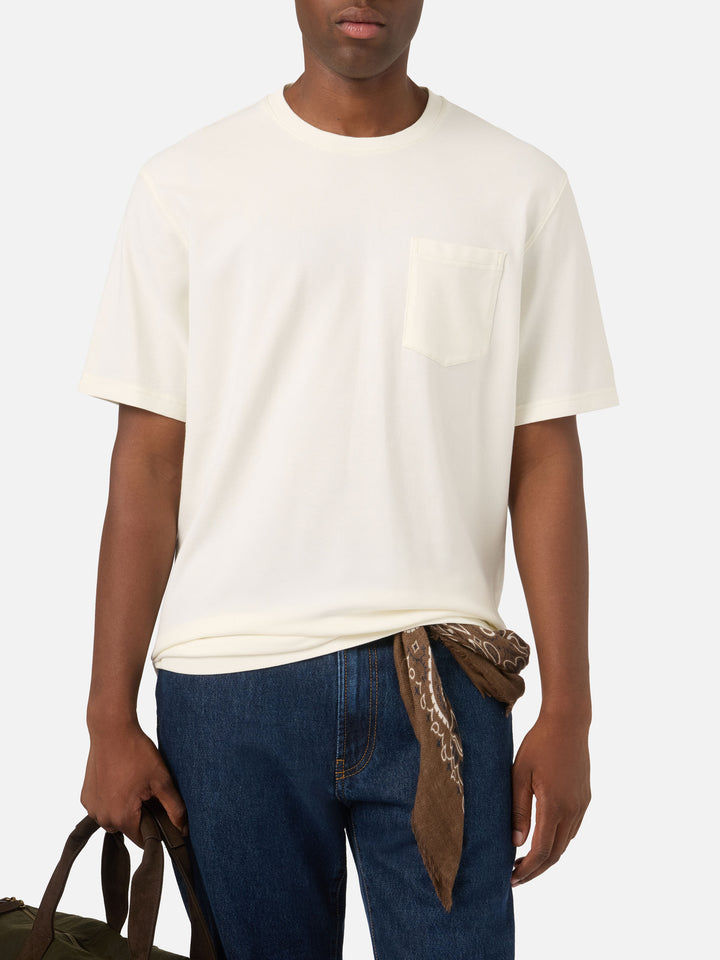 T-shirt Bakewell bianco panna in piqué di cotone con taschino e ricamo logo
