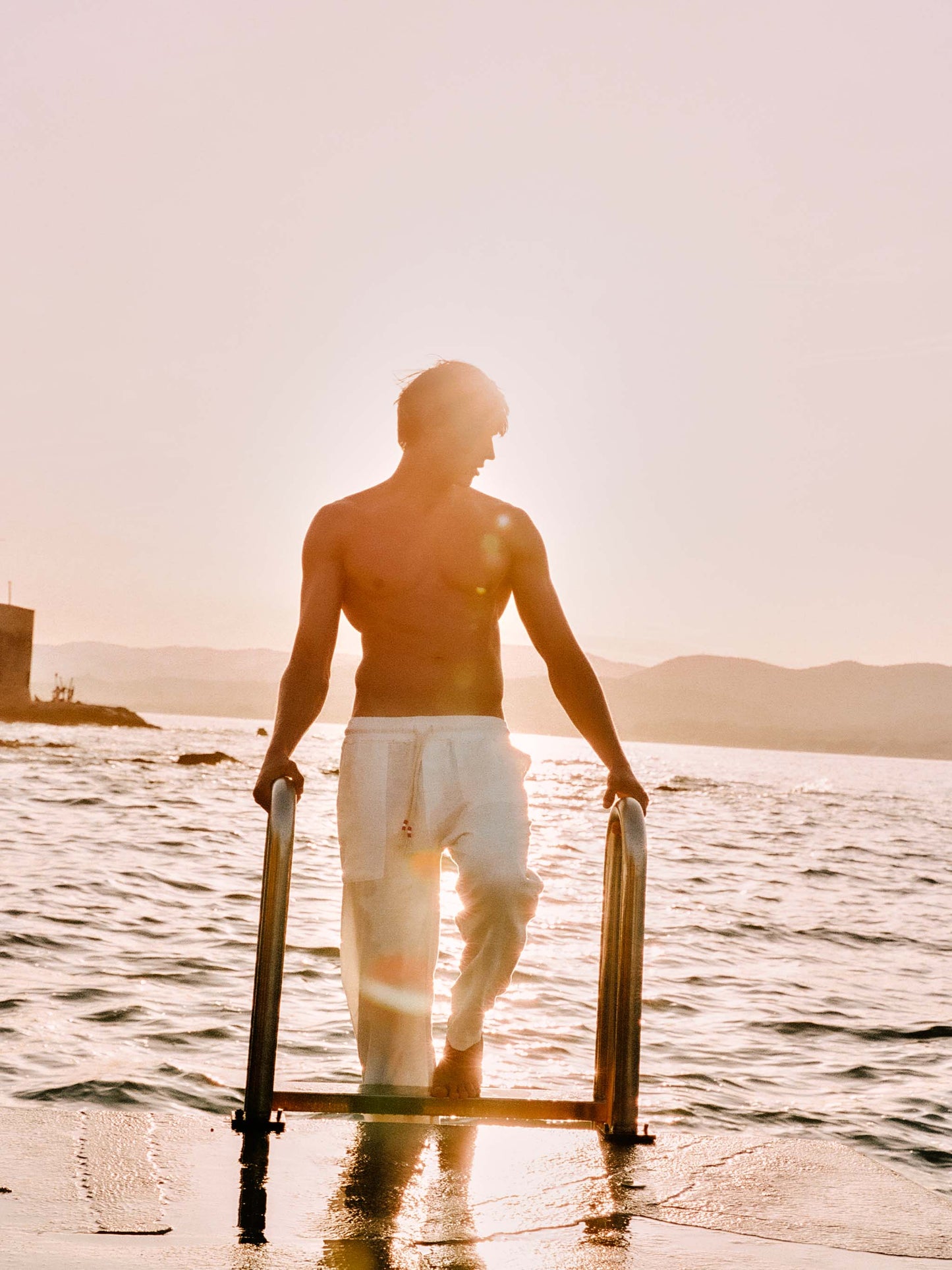 White Calais long pants in pure linen