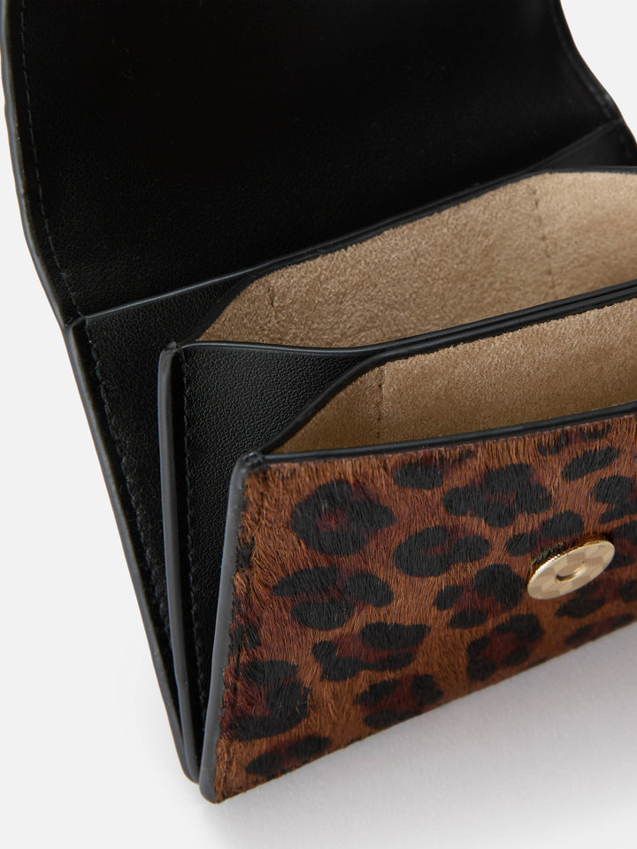 Portacarte in pelle con stampa leopardata