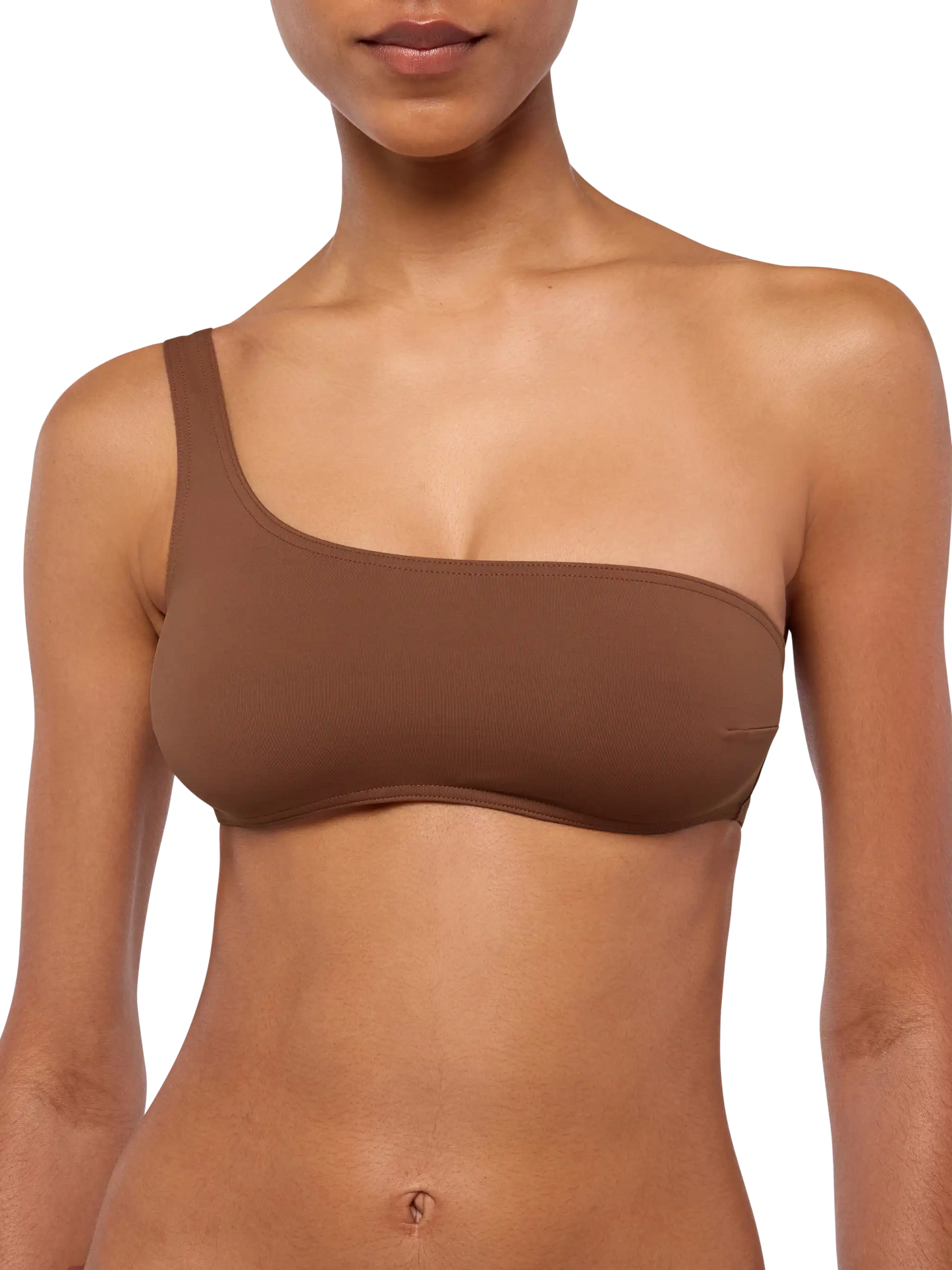 Klassische Badehose „Yali“ in Braun – One-Shoulder-Bralette-Oberteil „Celestine“ in Braun