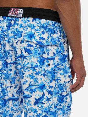 Bequeme Surf-Badeshorts mit Hai-Print | AI BY RICKDICK SPECIAL EDITION