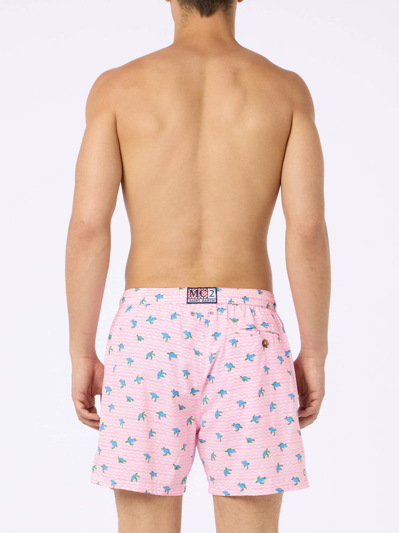 Man Comfort Light swim shorts with sea turtles print