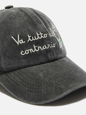 Davis cotton baseball cap in black with Va tutto al contrario embroidery