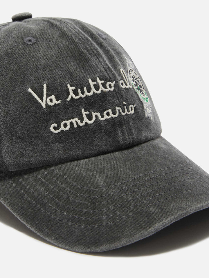 Davis cotton baseball cap in black with Va tutto al contrario embroidery
