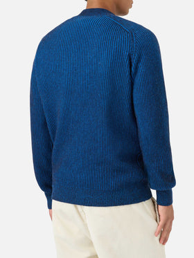 Maglione da uomo mezzo collo a costine blu