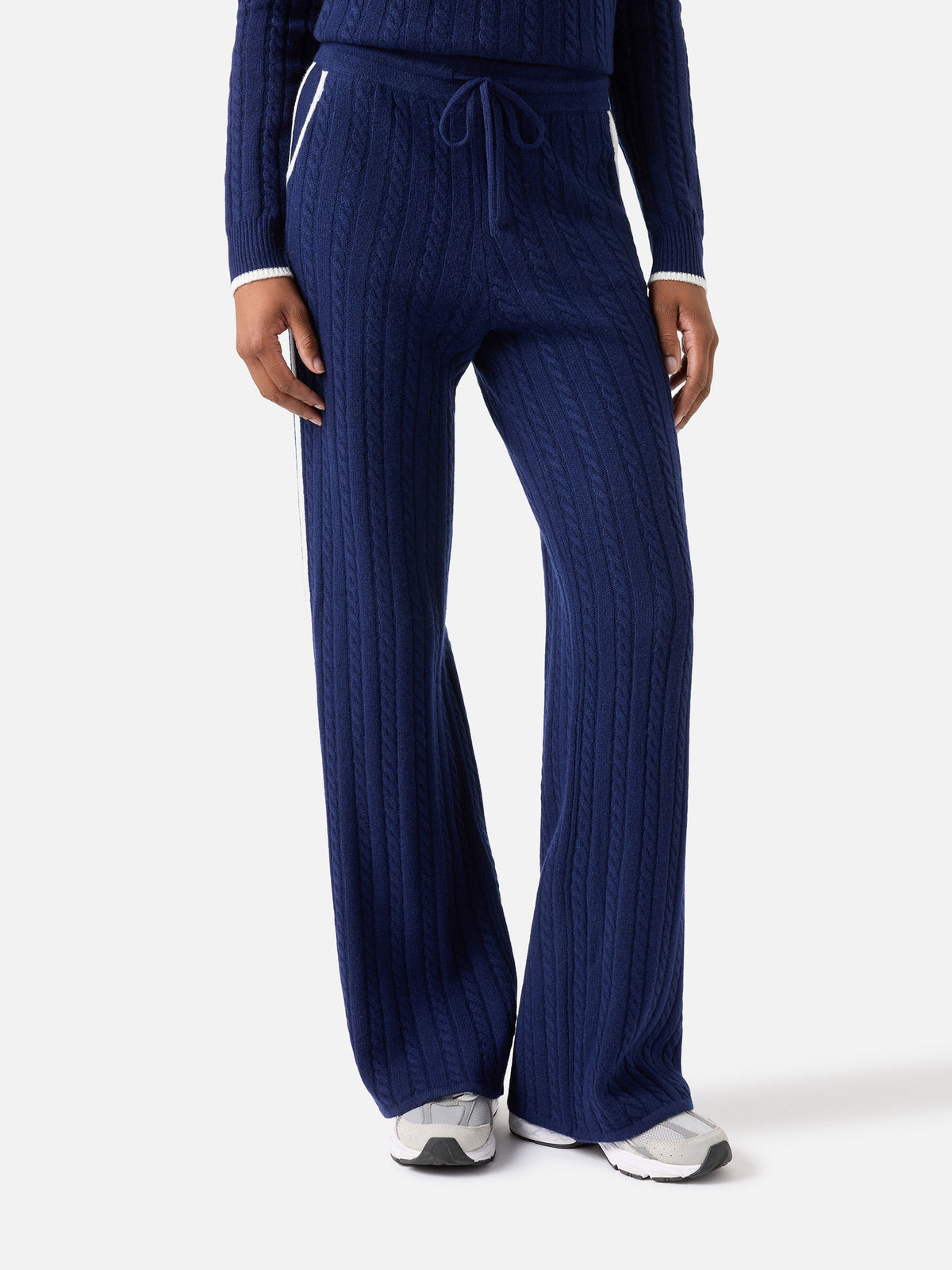 Nachtblaue blue Dinard Wollhose mit kontrastierenden Abschlüssen 