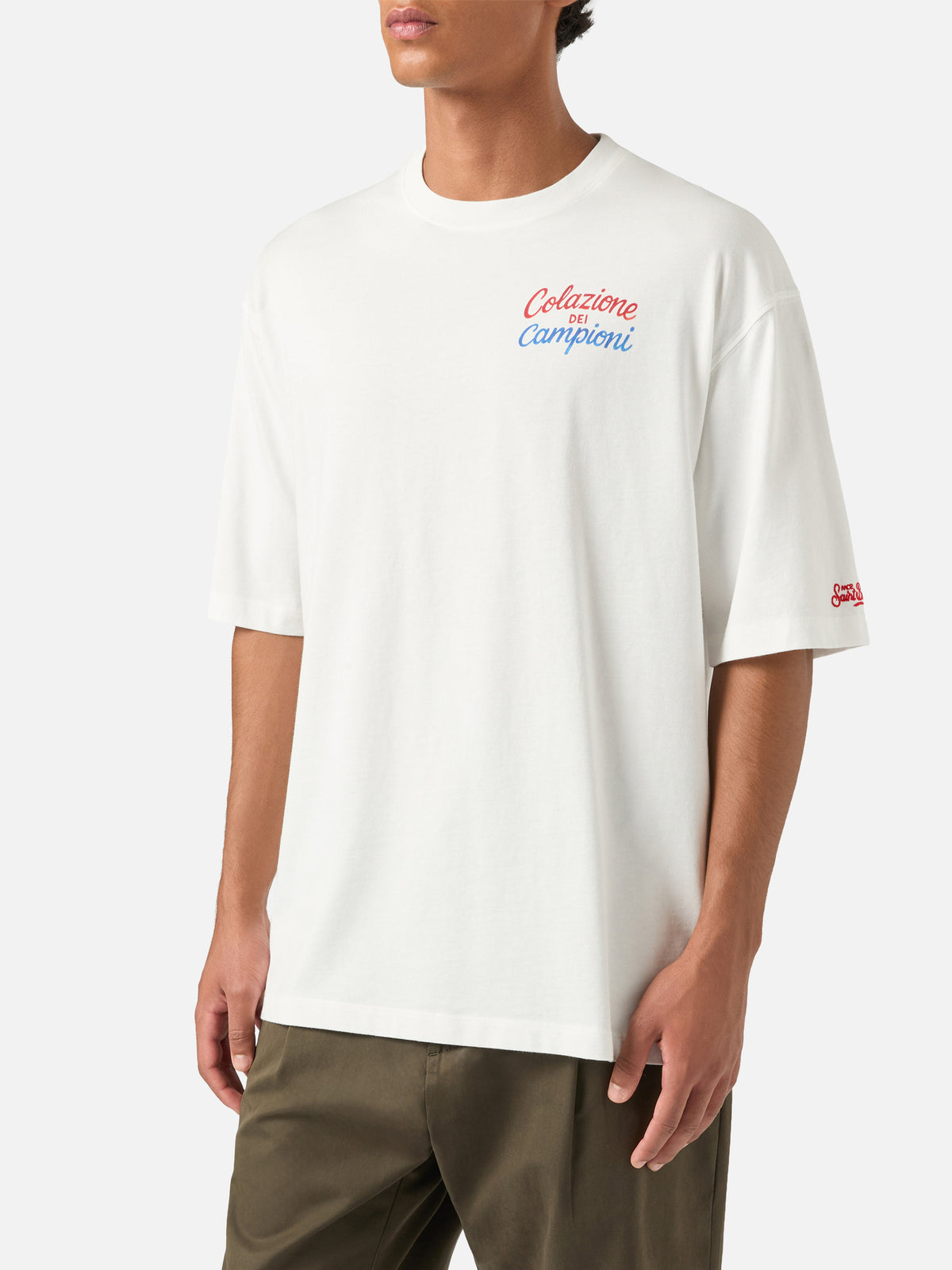 Camiseta oversize blanca de algodón Delmar con estampado Colazione Dei Campioni en la espalda 