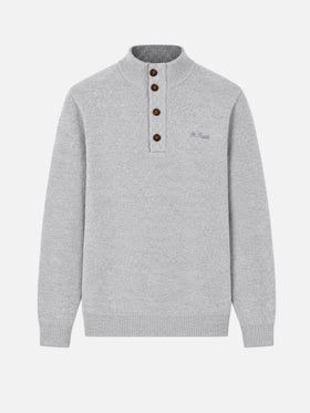 Light grey melange Dorian polo collar sweater with horn buttons