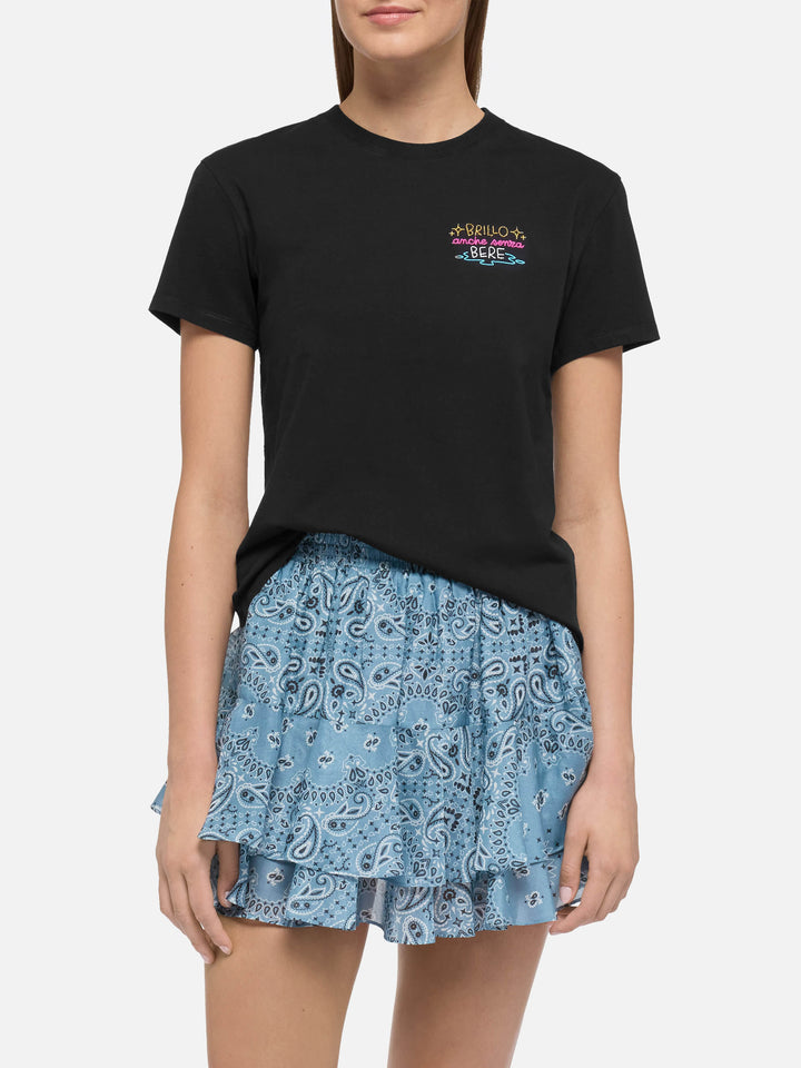 T-Shirt „Emilie“ aus Baumwolle mit „Brillo senza bere“-Stickerei | INSULTI LUMINOSI SONDEREDITION