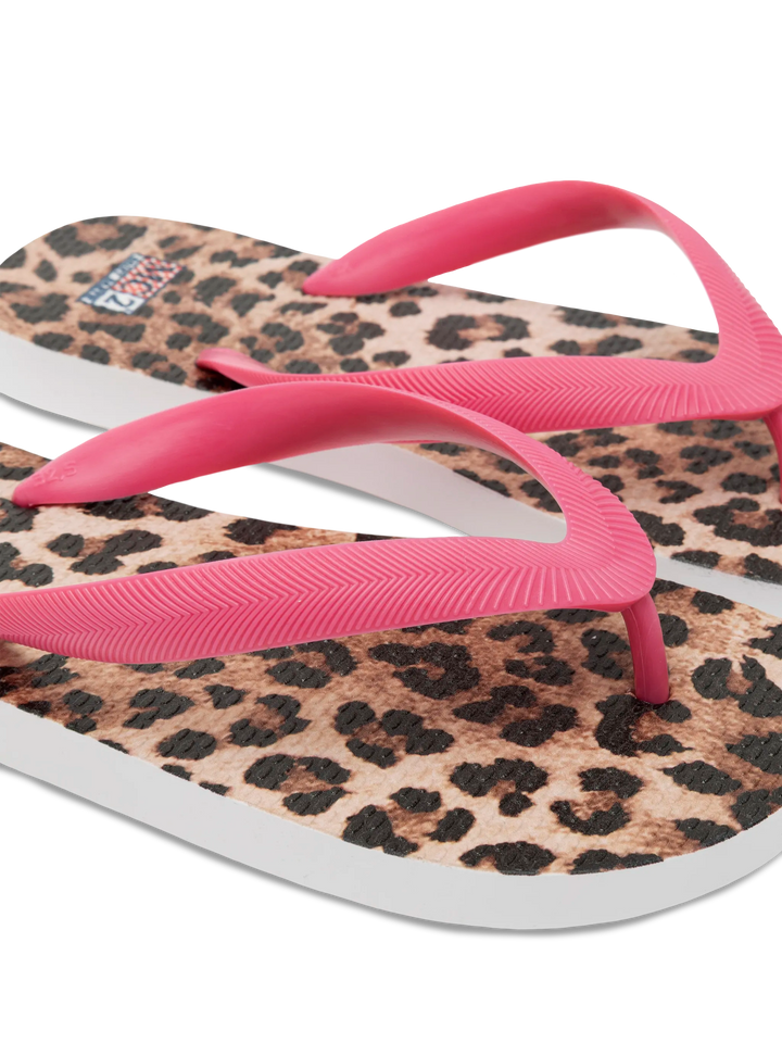 Flip flops with animalier print