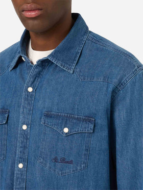 Camisa vaquera ligera blue Greg con acabado stone wash 