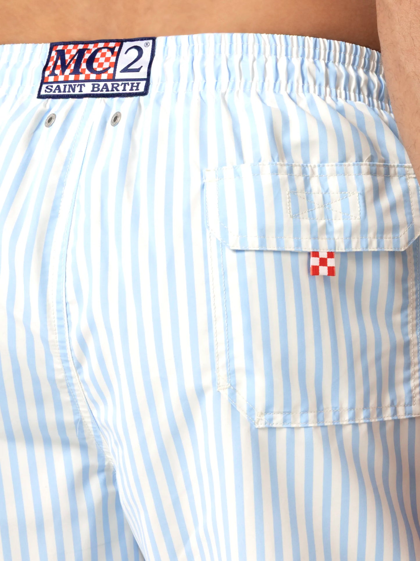 Mittellange gestreifte Badeshorts Gustavia mit St. Barth-Stickerei
