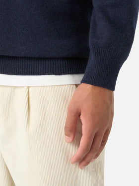 Navy blue Heron crewneck knit with Après Ski intarsia and embroidery