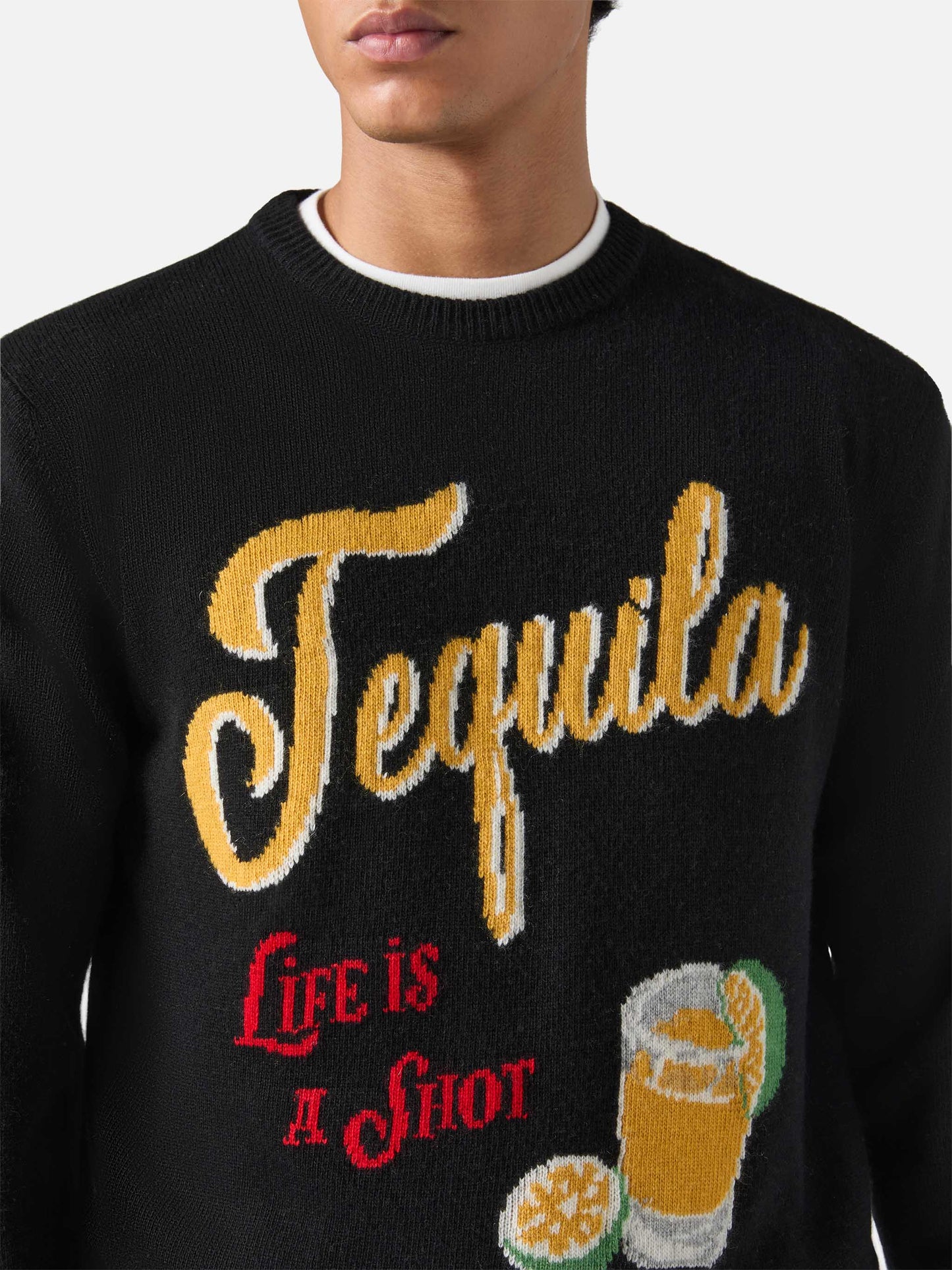 Schwarzer Heron-Pullover mit Rundhalsausschnitt und dem Jacquardmuster „Tequila life is a shot“
