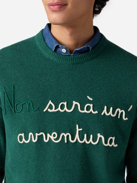 Green sweater Heron with Non sarà un'avventura embroidery