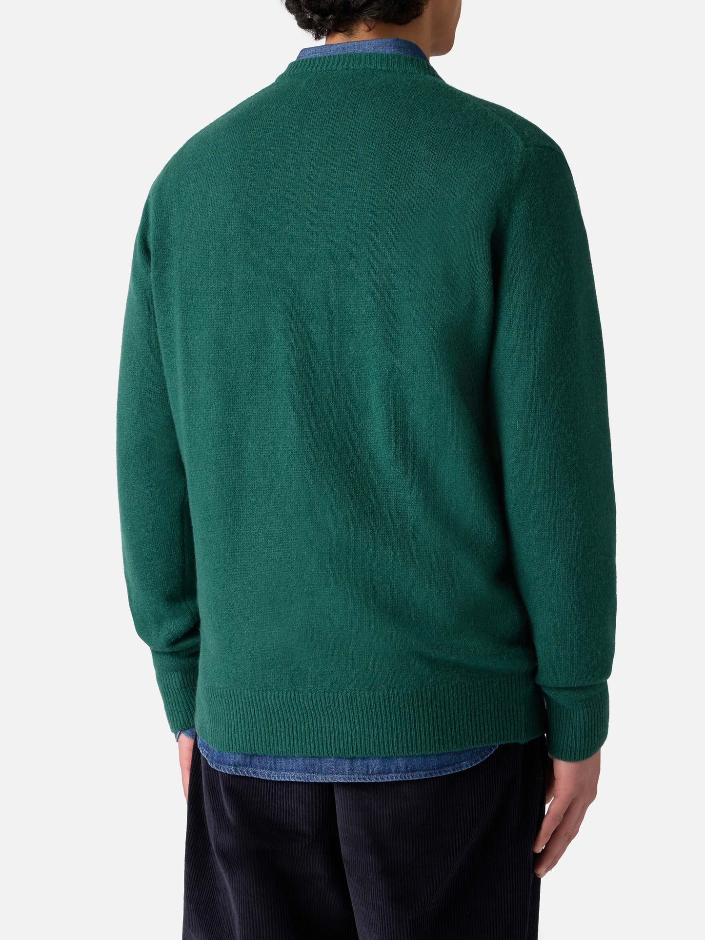 Green sweater Heron with Non sarà un'avventura embroidery