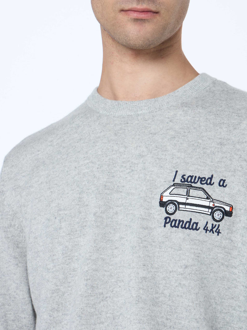 Maglione da uomo grigio Heron con ricamo I saved a Panda 4x4 | FIAT PANDA SPECIAL EDITION