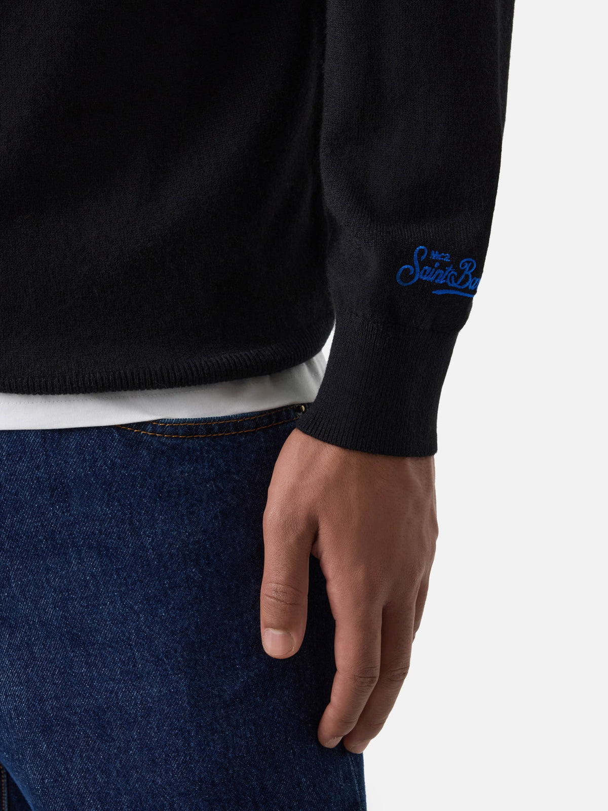 Black Heron Light wool and cashmere blend crewneck with Rum & Cola embroidery