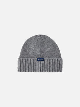 Gorro Holden gris con bordado de osito de peluche | Special edition 