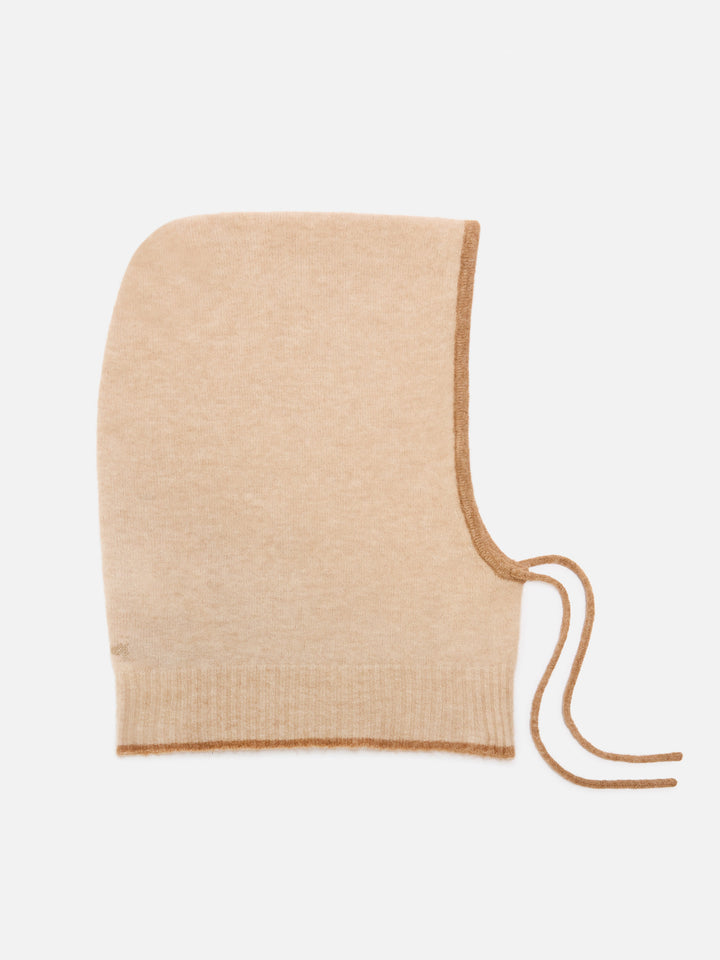 Beige Harlow Kapuze aus Alpaka-Mix mit kontrastierendem Besatz 