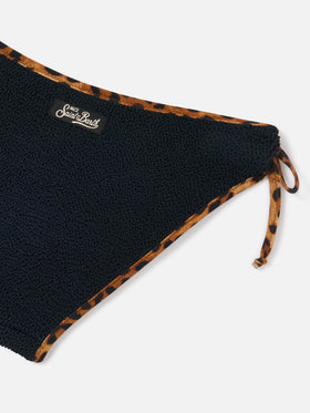 Bikini negro de tejido crinkle Jaiden String con ribetes de leopardo 