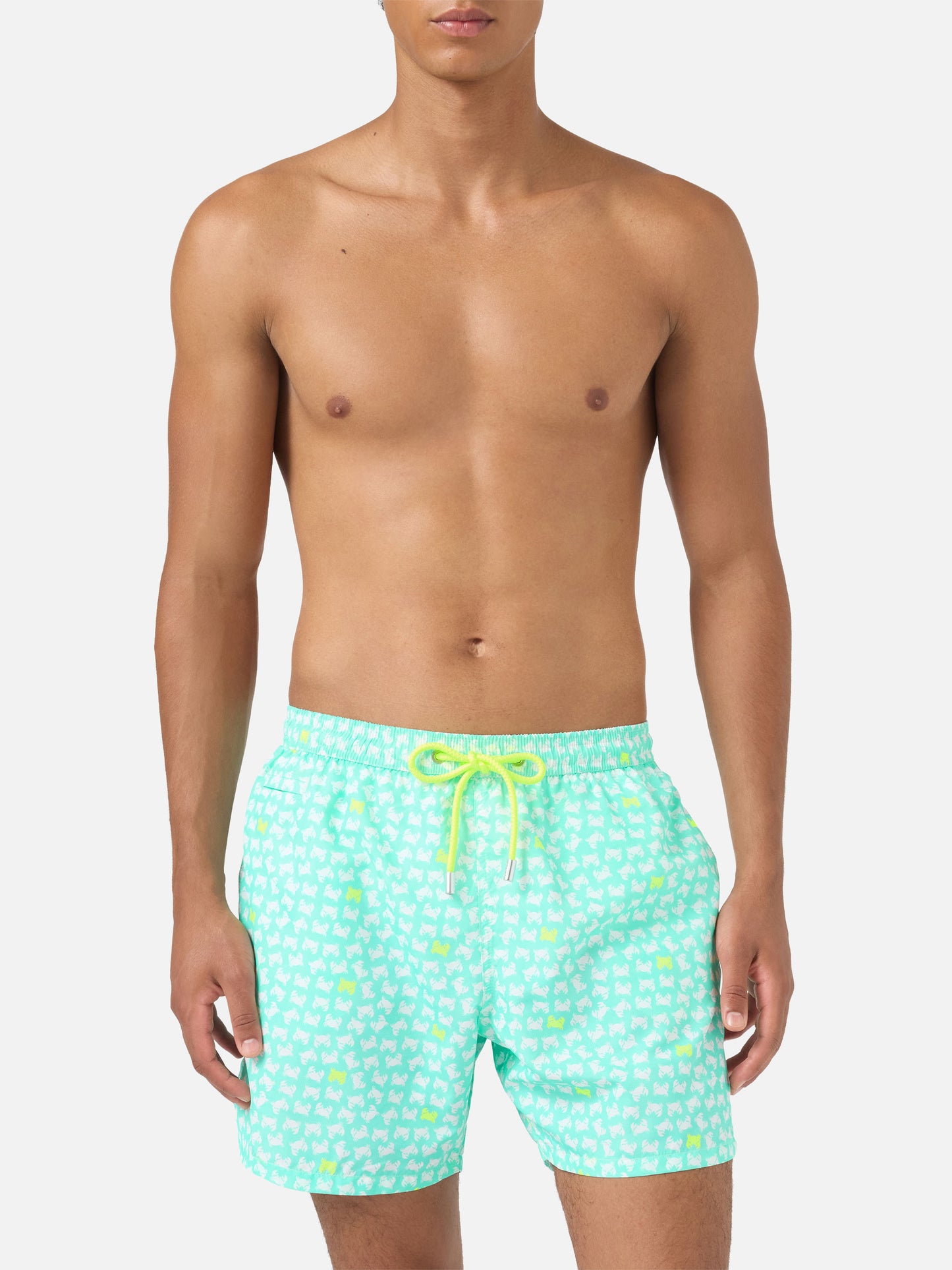 Badeshorts mit leuchtend gelbem Krabben-Print 