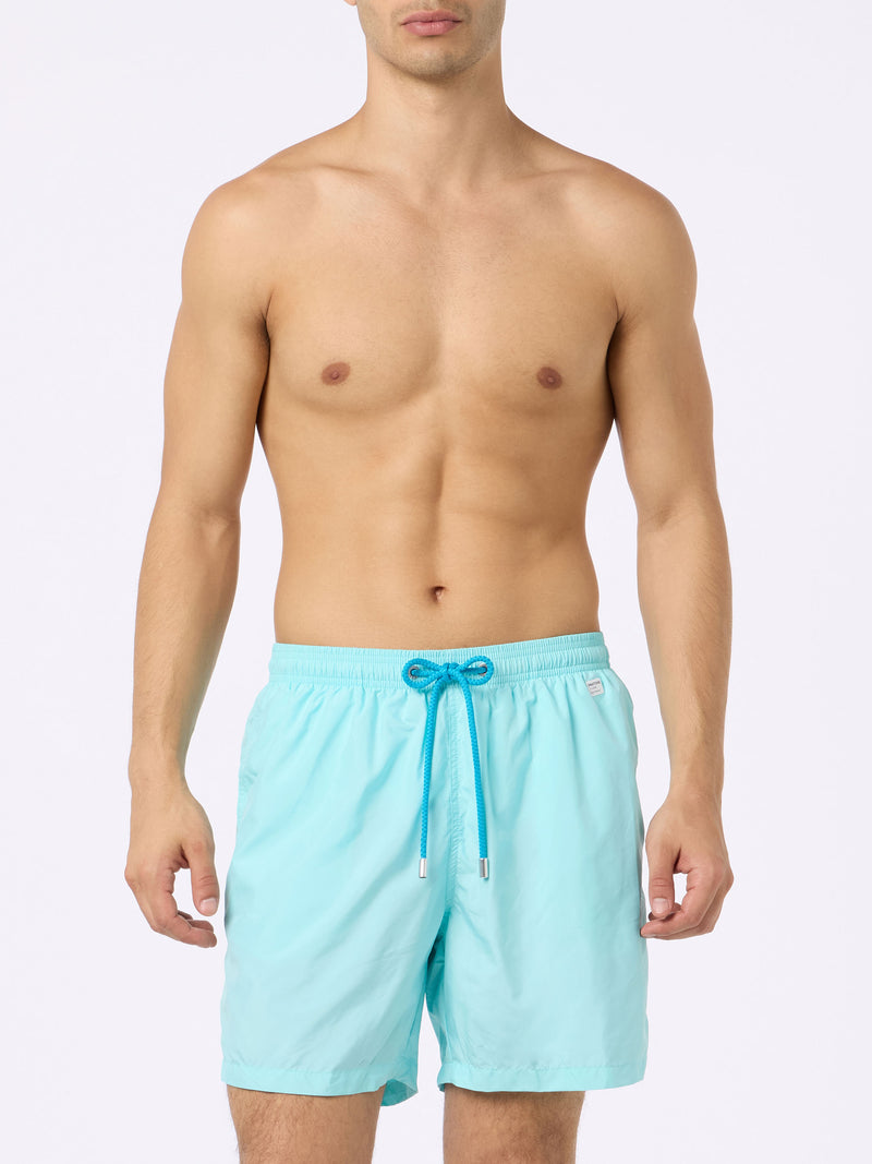 Badeshorts für Herren aus leichtem, wassergrünem Stoff Lighting Pantone | PANTONE-SONDERAUSGABE