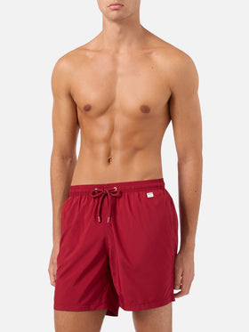 Lighting Pantone Badeshorts in Burgunderrot | PANTONE SPECIAL EDITION 
